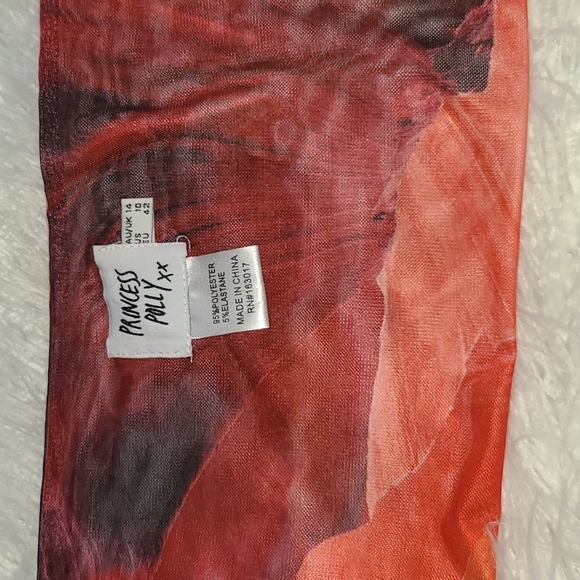 Like New! Princess Polly Atkins Wrap Around Halter Top - Picture 7 of 9